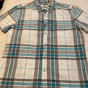 Men’s Large Plaid Button Up